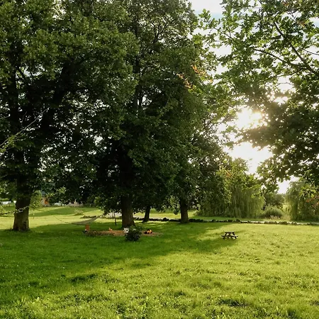 Charming In A Historic Country Estate Feriehus *